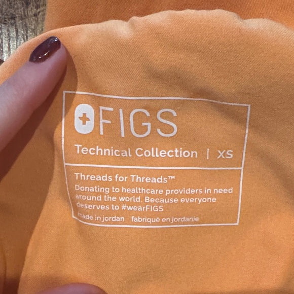 Figs Orange scrubs, high waisted with Blue Accents - Picture 4 of 4